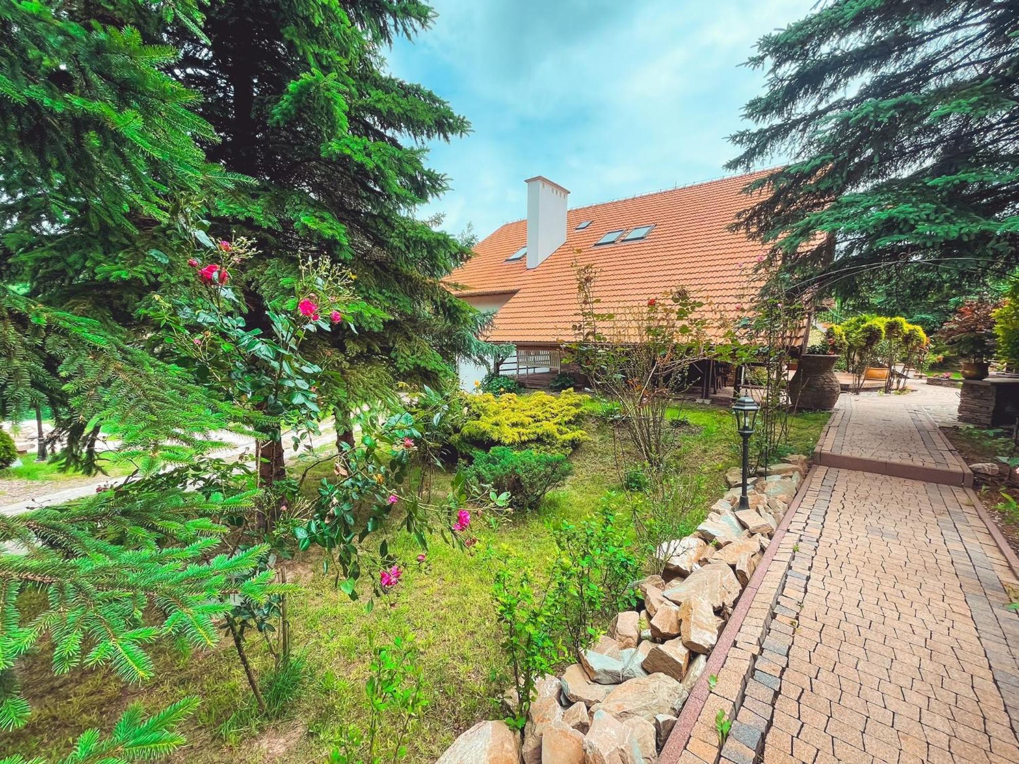 Forrest House Jacuzzi & Sauna Jasienica  ภายนอก รูปภาพ
