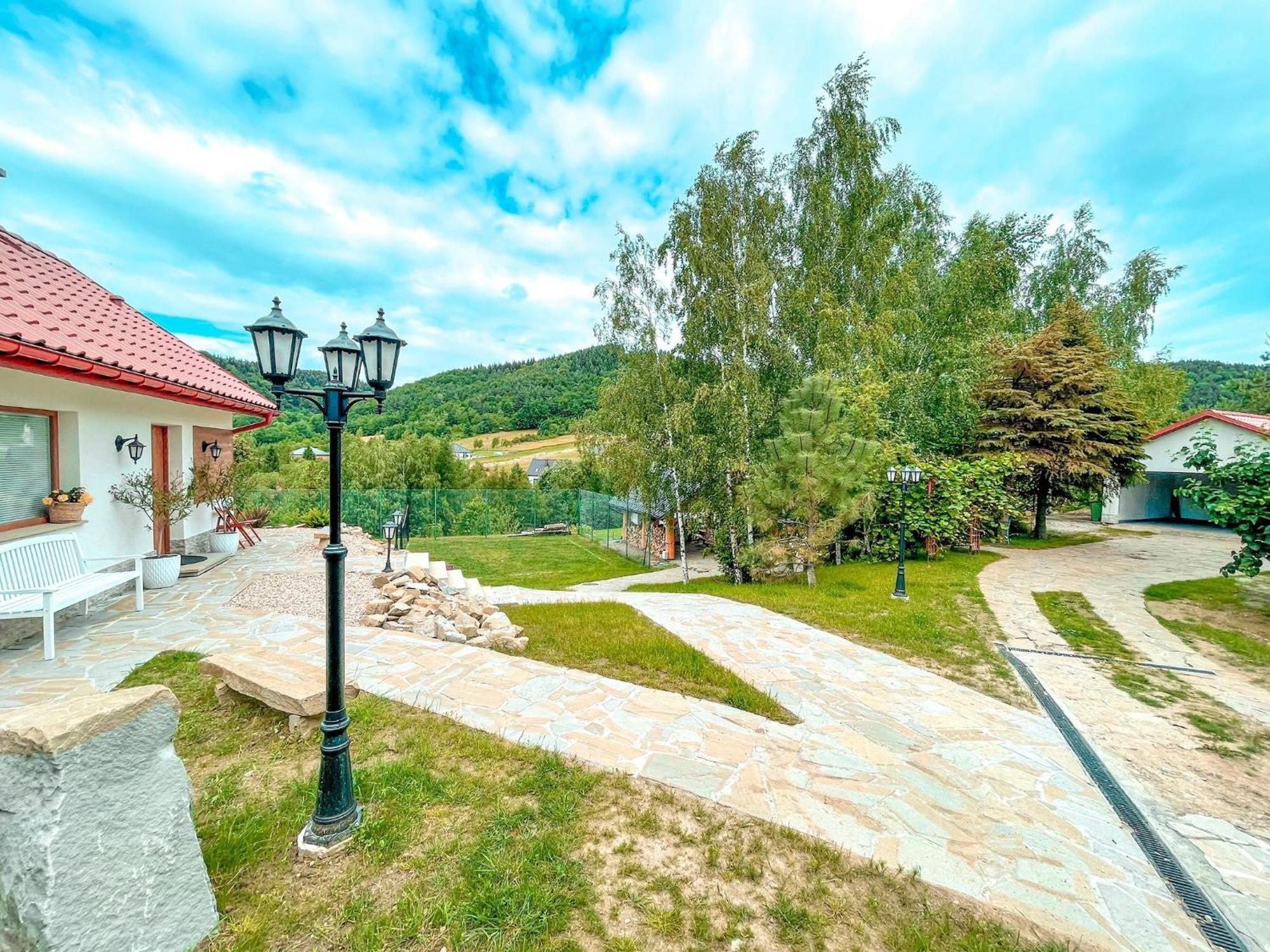 Forrest House Jacuzzi & Sauna Jasienica  ภายนอก รูปภาพ