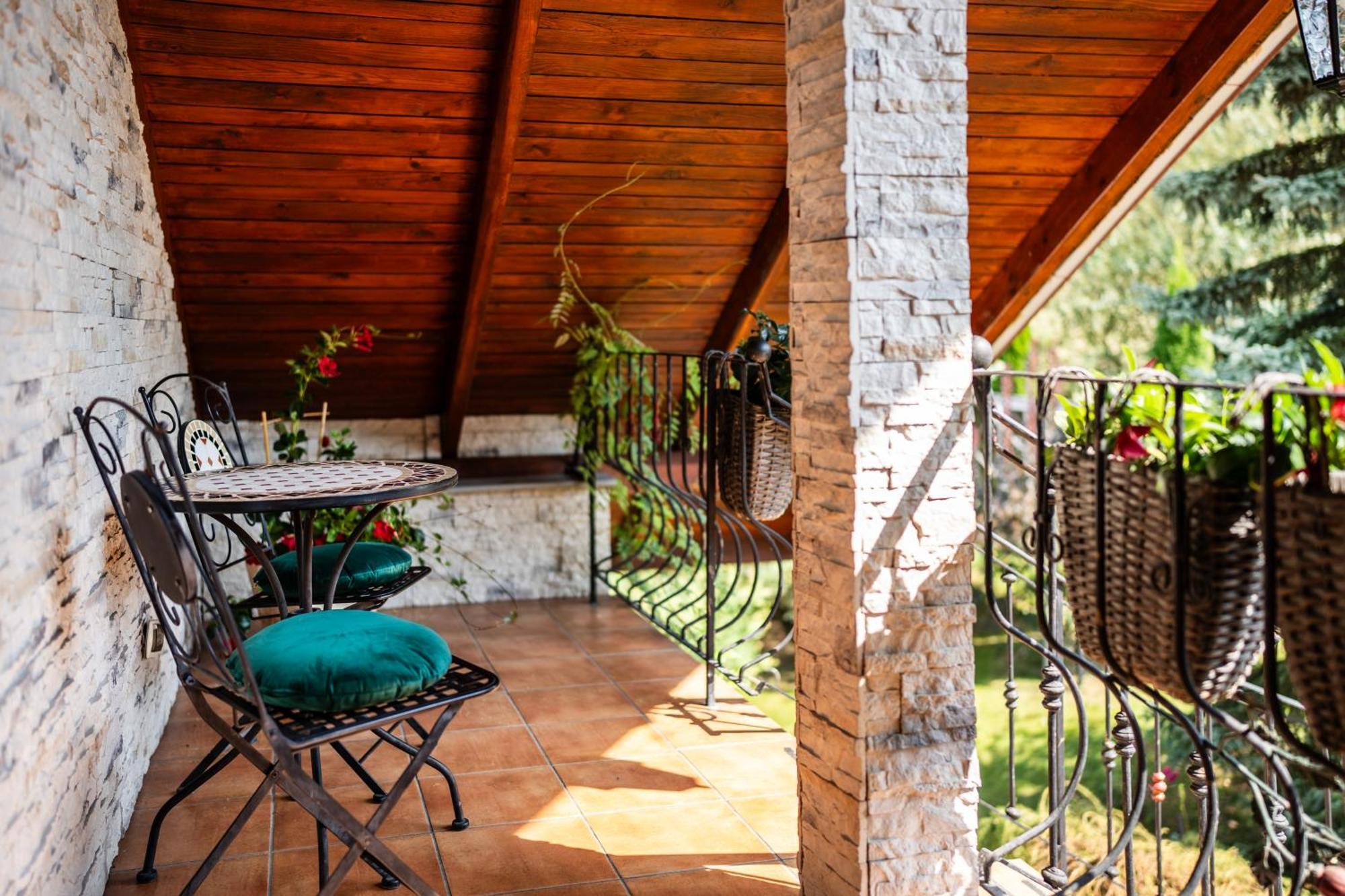 Forrest House Jacuzzi & Sauna Jasienica  ภายนอก รูปภาพ
