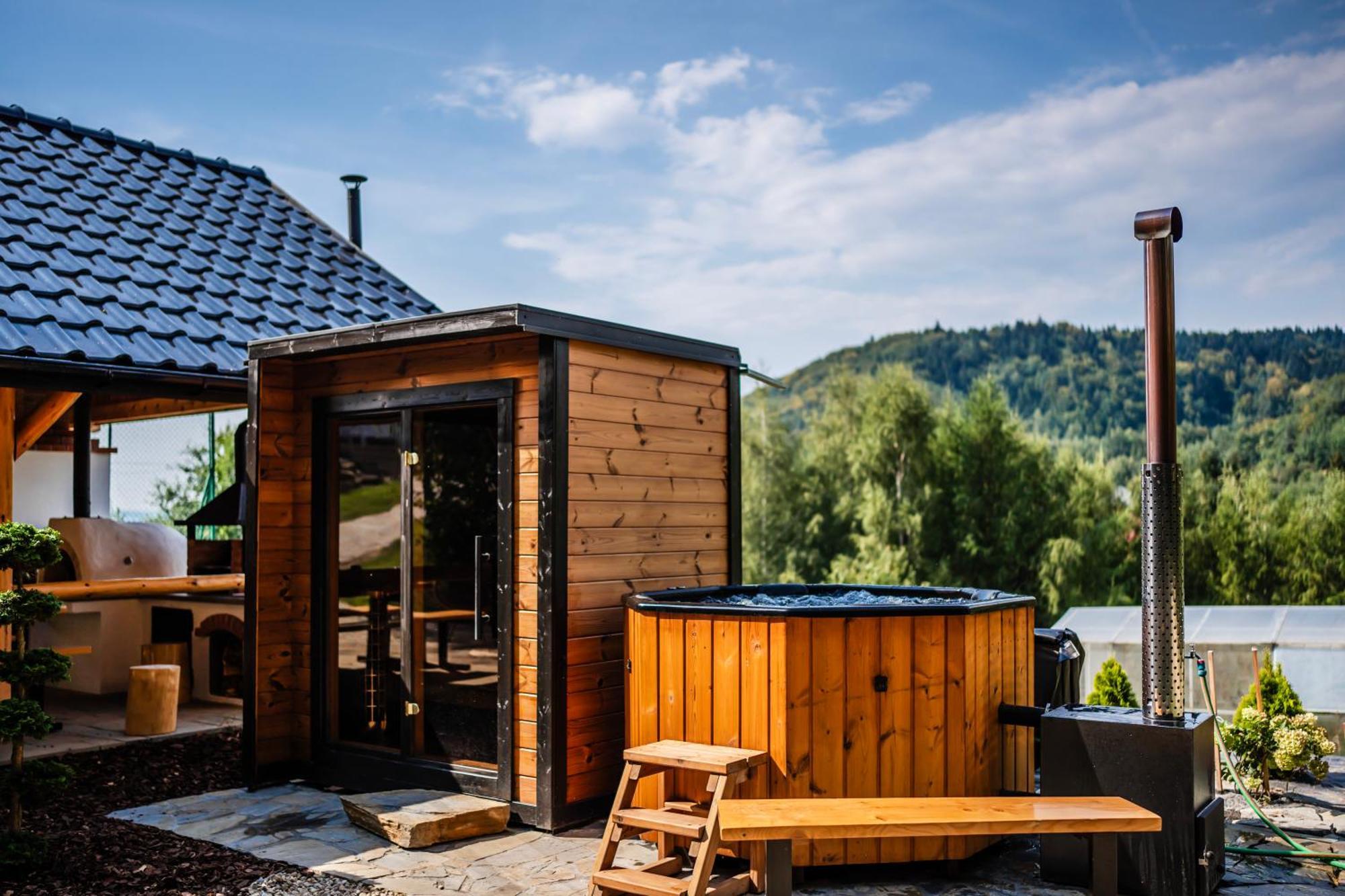 Forrest House Jacuzzi & Sauna Jasienica  ภายนอก รูปภาพ